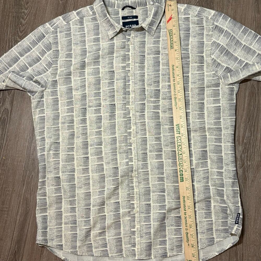 prAna Men’s Slim Fit Short Sleeve Button Up Shirt Cream Gray Print Size XL - Picture 5 of 11
